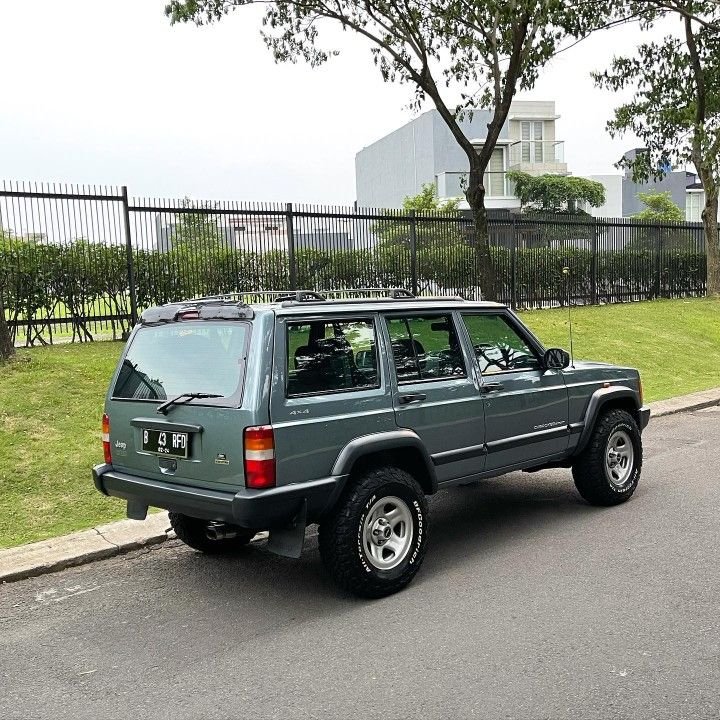 Thumbnail home_servis_cherokee_saat_ac_tidak_dingin.jpg