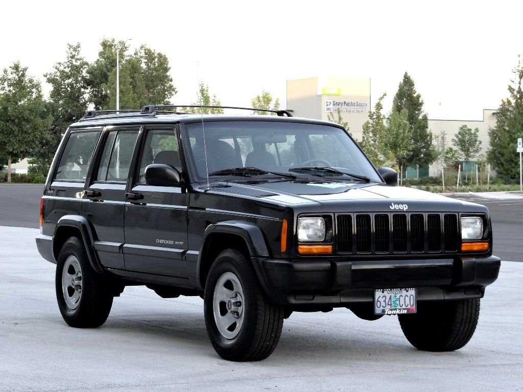 komponen_mesin_jeep_cherokee_yang_perlu_diperiksa_saat_tenaga_mobil_menurun.jpg