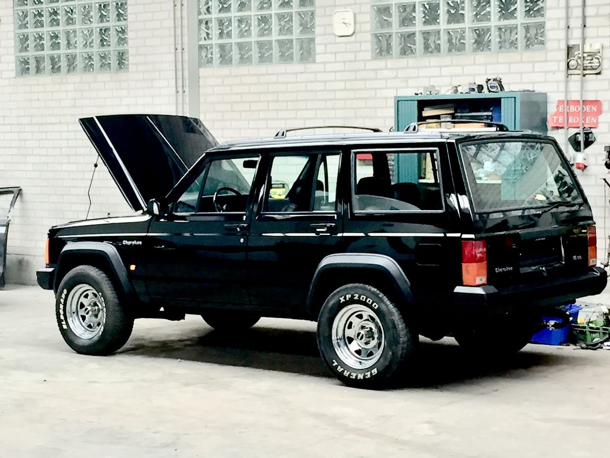 stabilizer_link_cherokee_fungsi_dan_tanda_komponen_perlu_diganti.jpg